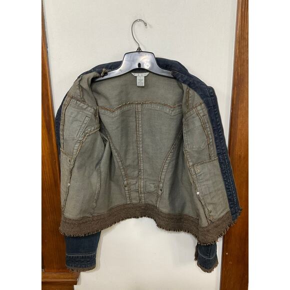 CAbi Denim Jacket Brown Fringe Zip Front Pockets Size Large Belted Waist Stretch - Picture 3 of 6